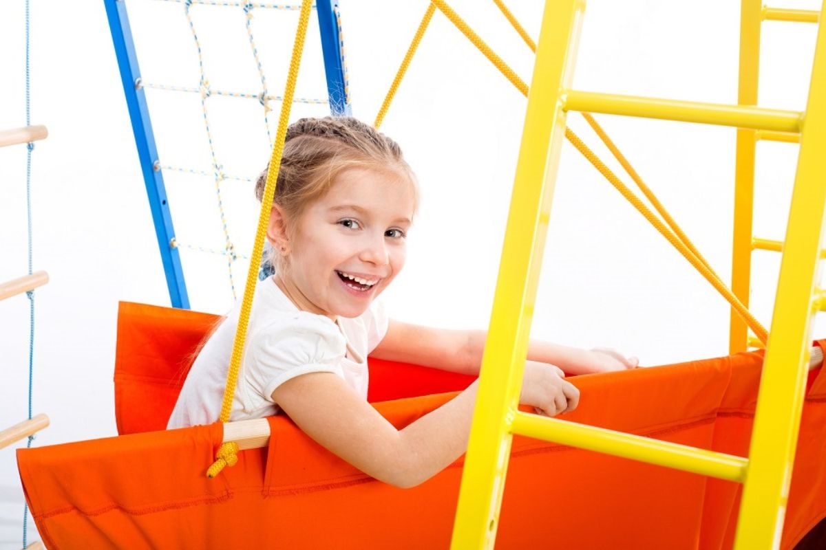 Binnenspeeltuin en speelparadijzen voor kinderen met een beperking