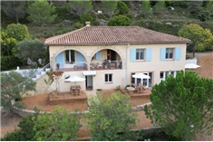 NOUS Play + Care<br>